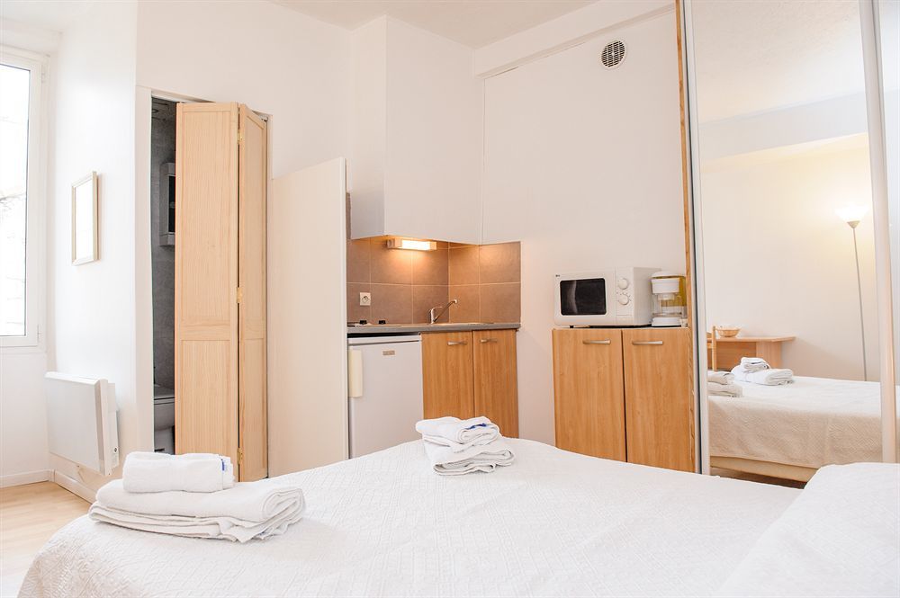 Studios Parisiens Канны Экстерьер фото